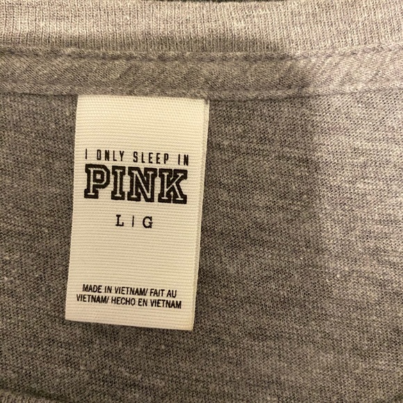 Vs Pink long sleeve tee - Picture 3 of 3